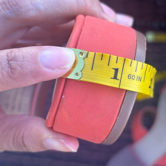 Chic Coral Women's Sandals - Picture 8 of 8